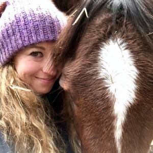 Meet your Posher, Alana